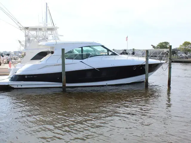 Cruisers Yachts 45 Cantius