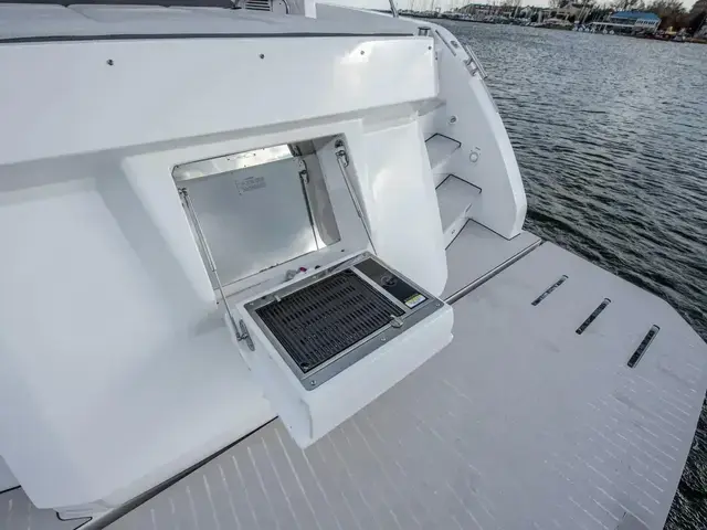 Azimut 51 Atlantis