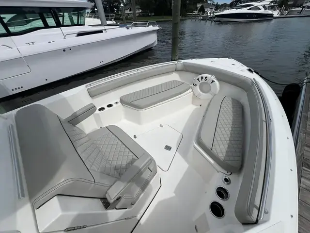 Pursuit 268 Sport