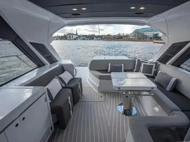 Azimut 51 Atlantis