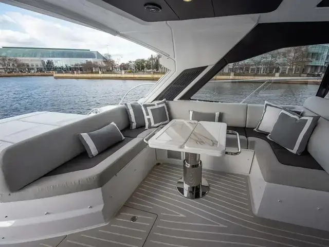 Azimut 51 Atlantis