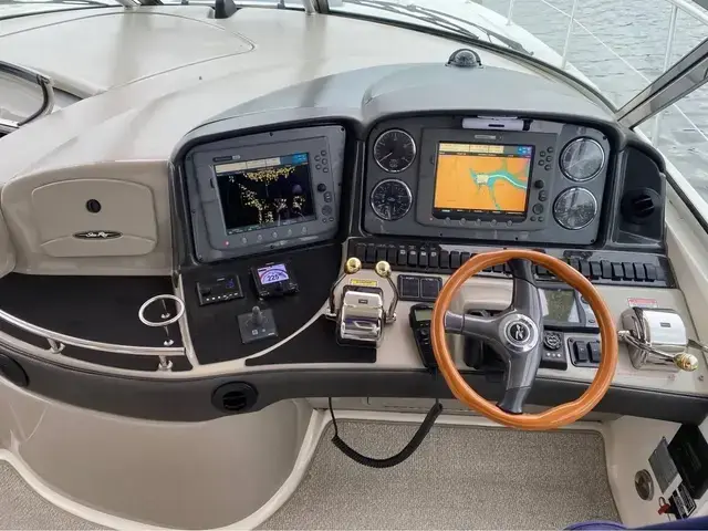 Sea Ray 420 Sundancer