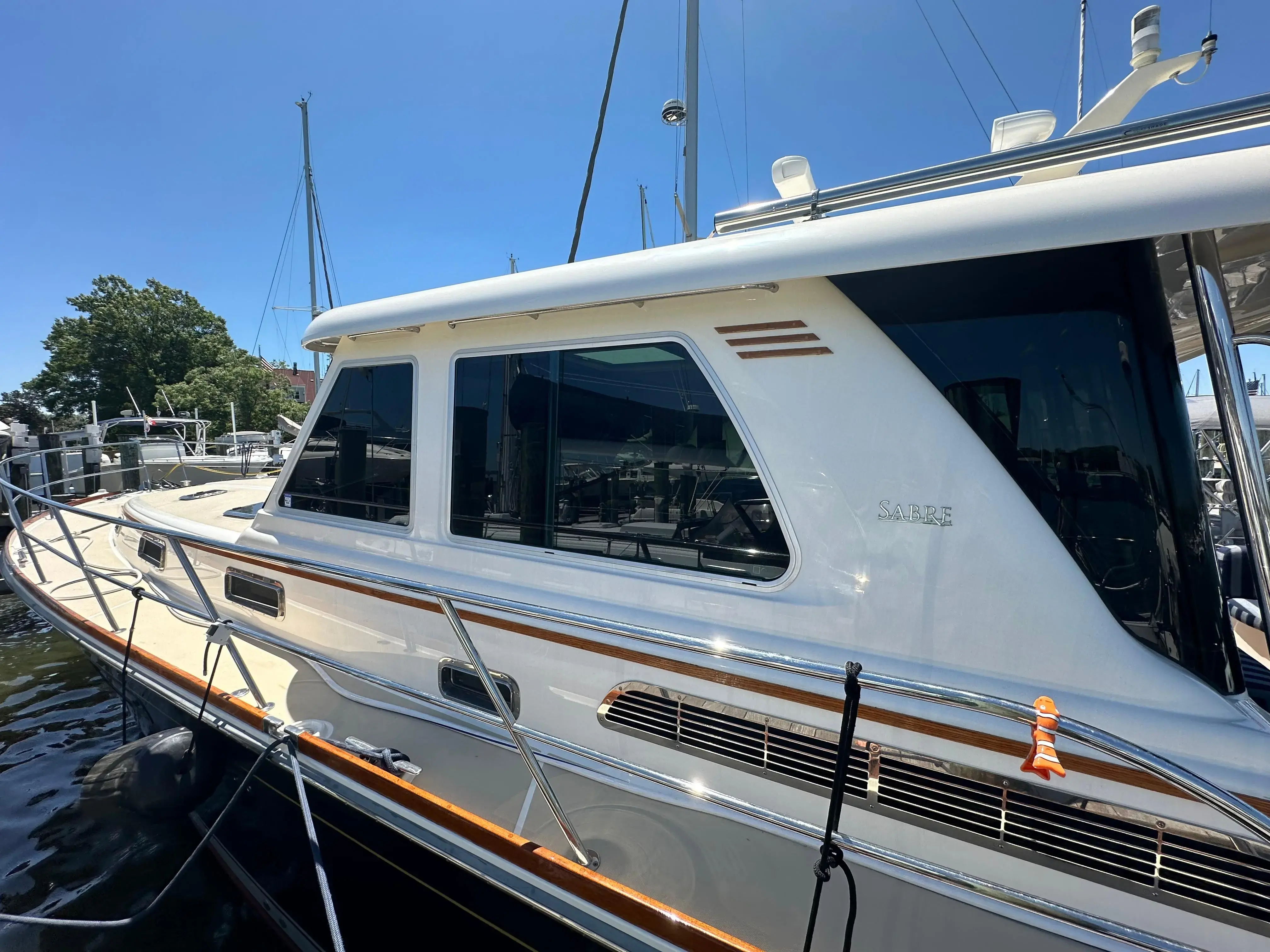 2015 Sabre 48 salon express