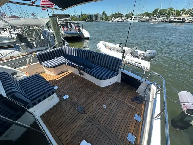 Sabre 48 Salon Express