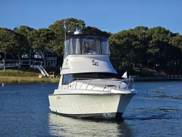 Silverton 31 Convertible