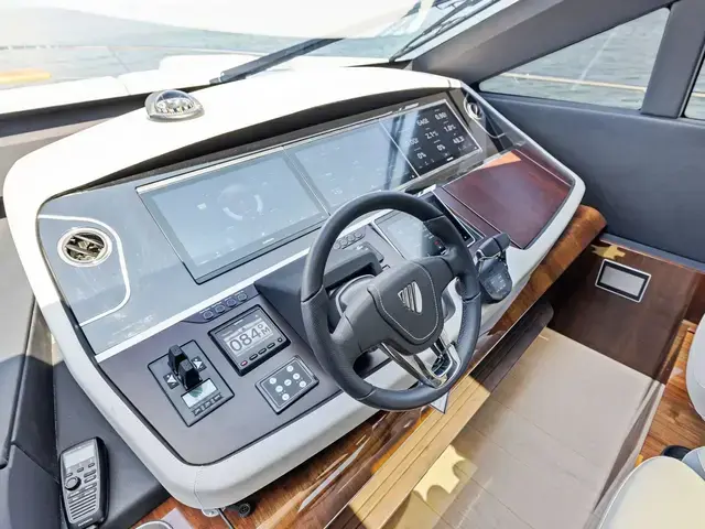 Fairline Phantom 65