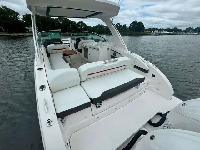 Regal 33 OBX