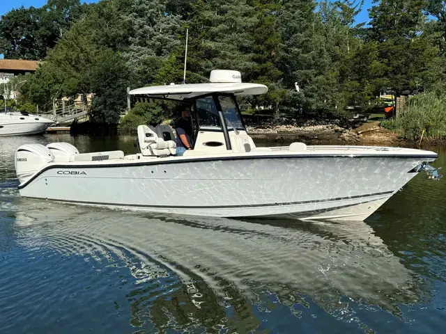 Cobia Boats 280 CC