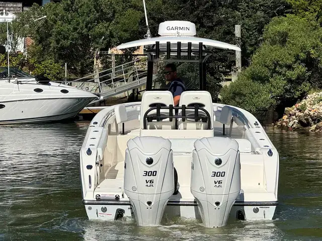 Cobia Boats 280 CC