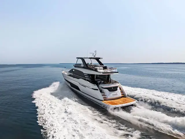 Fairline Squadron 68