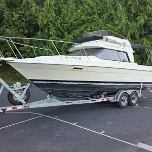 1994 Bayliner Ciera 2556 Command Bridge