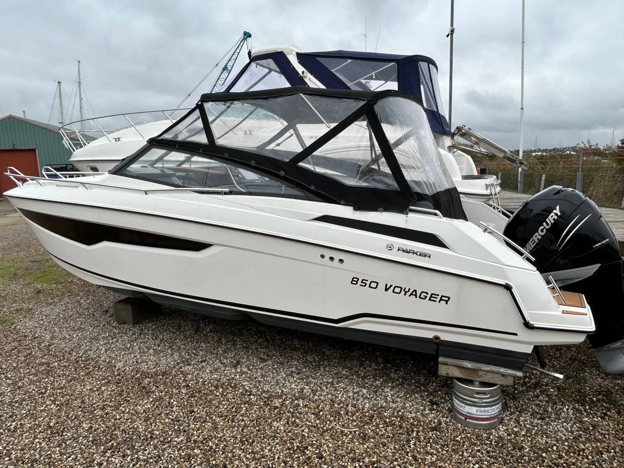 2023 Parker 850 voyager