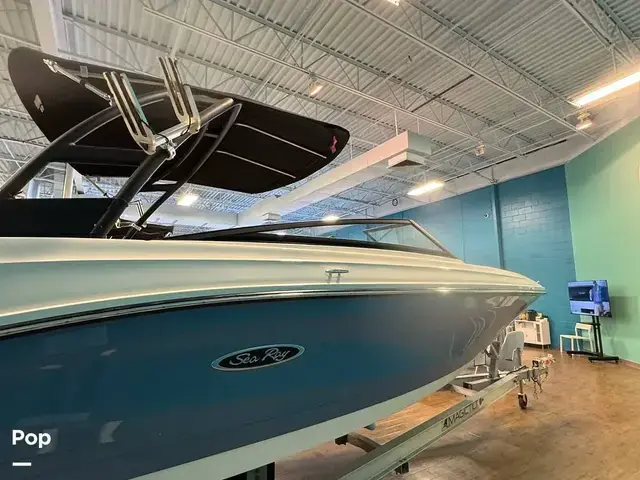 Sea Ray SPX 230