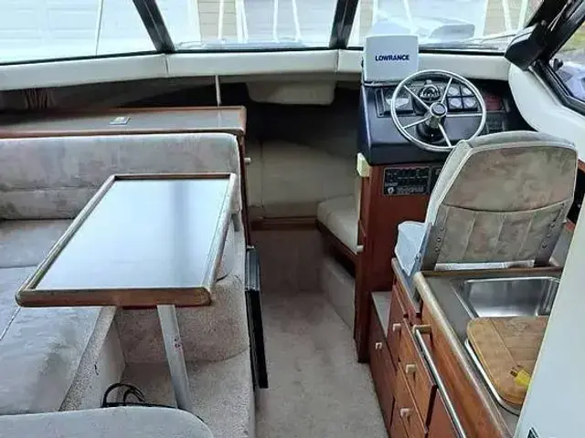 Bayliner 2556 Ciera Command Bridge