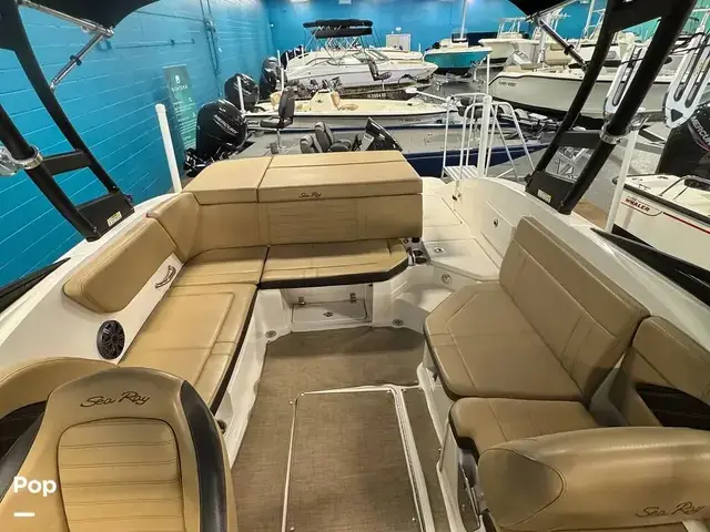 Sea Ray SPX 230