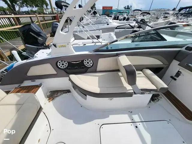 Bryant Boats Calandra