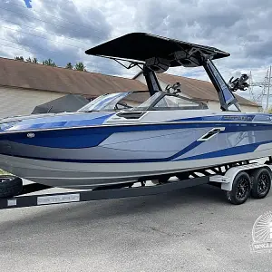 2022 Centurion Boats Ri245