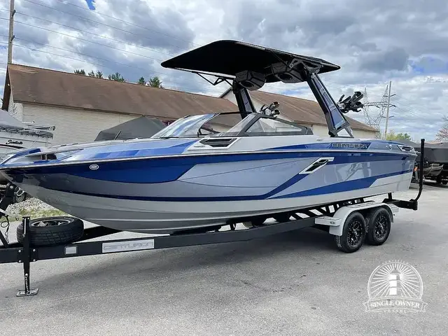 Centurion Boats Ri245