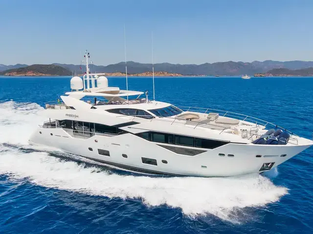 Sunseeker 116 Yacht