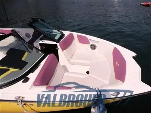 Mastercraft Nxt 20