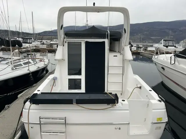 Bayliner Ciera 2858 Command Bridge