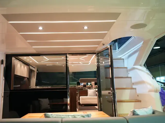 Sunseeker Manhattan 55