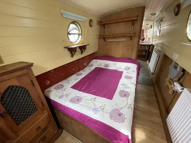 Colecraft 57 Narrowboat