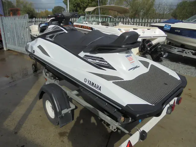 Yamaha Waverunner Vx Cruiser