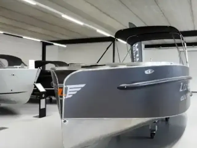 Luxury Tender 65