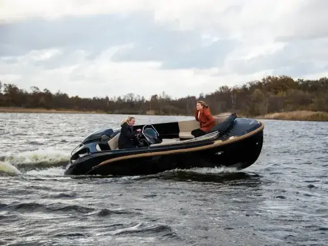 Oudhuijzer 580 Tender