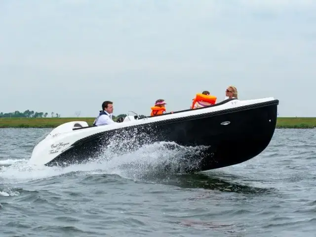 Oudhuijzer 580 Tender