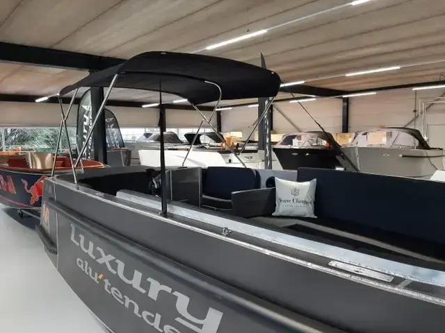 Luxury Tender 65