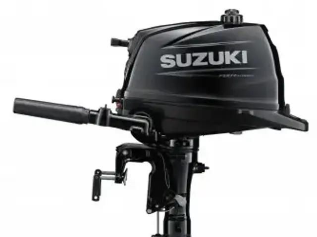 Suzuki DF6AS