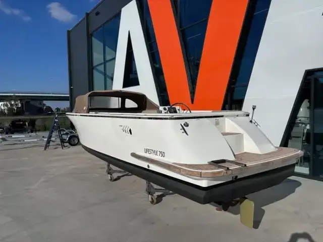 Lifestyle 750 Tender