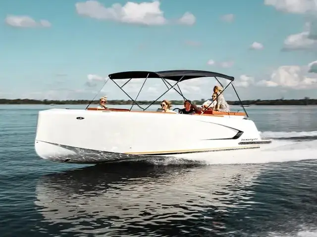 Luxury Tender 77