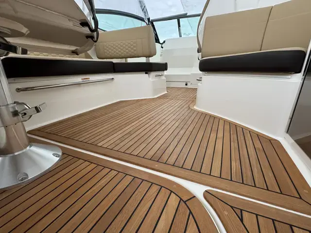 Sea Ray 320 DA