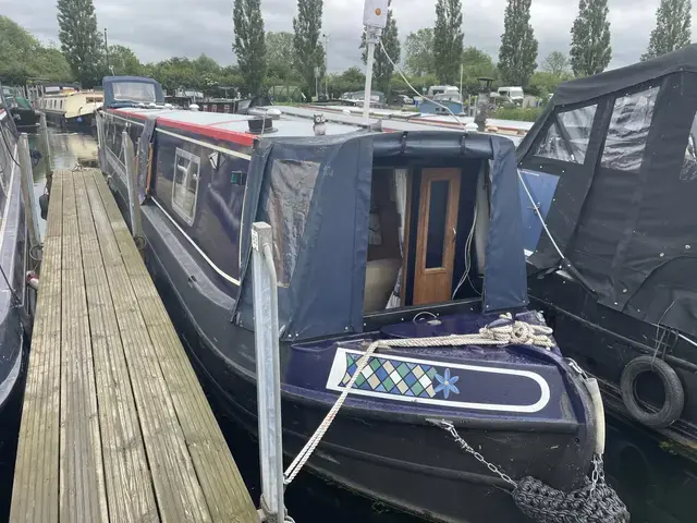 Burscough Narrowboat