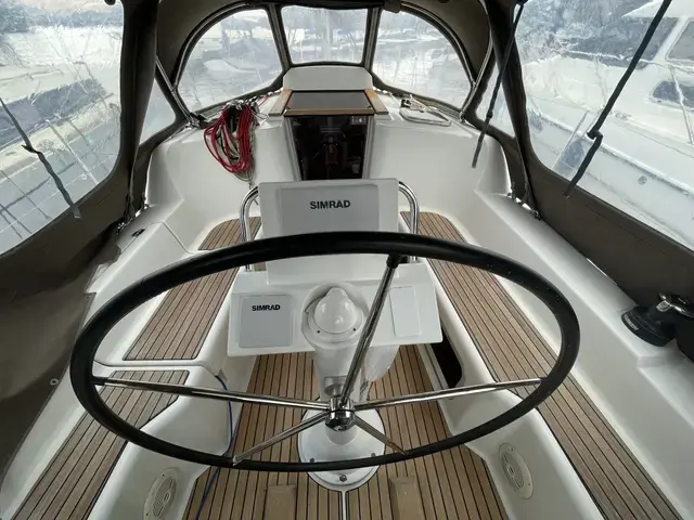 Jeanneau 33i Sun odyssey