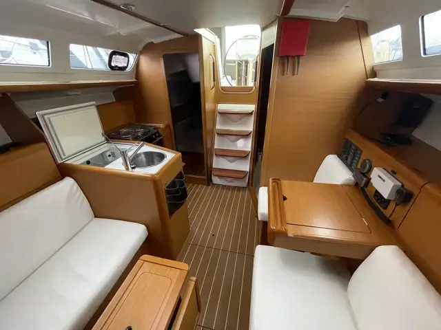 Jeanneau 33i Sun odyssey