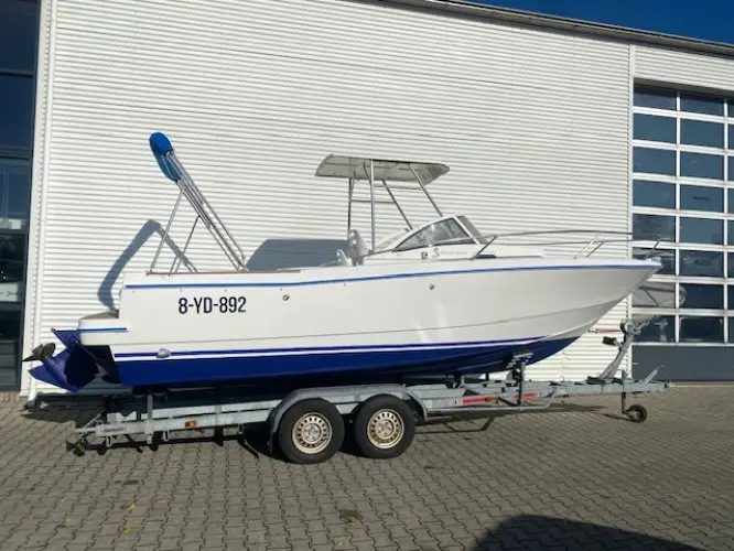 2001 Beneteau ombrine 700