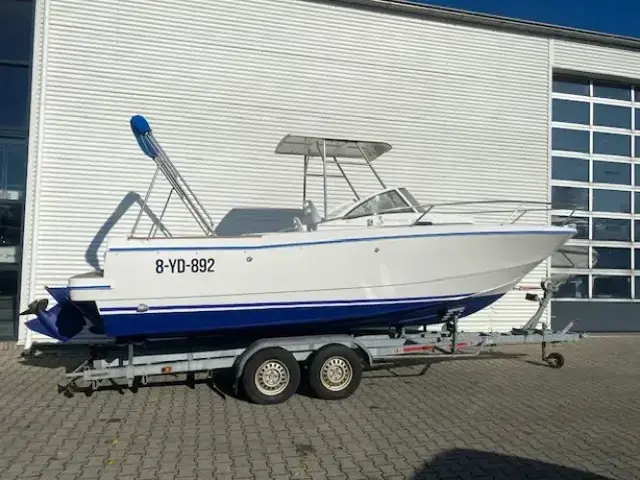 Beneteau Ombrine 700