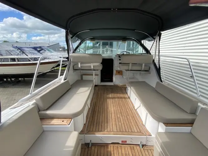 1999 Luhrs mainship 30 pilot