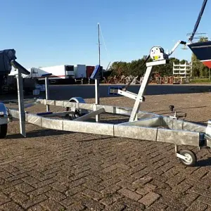  ZEILBOOT TRAILER 1350 BUDGET