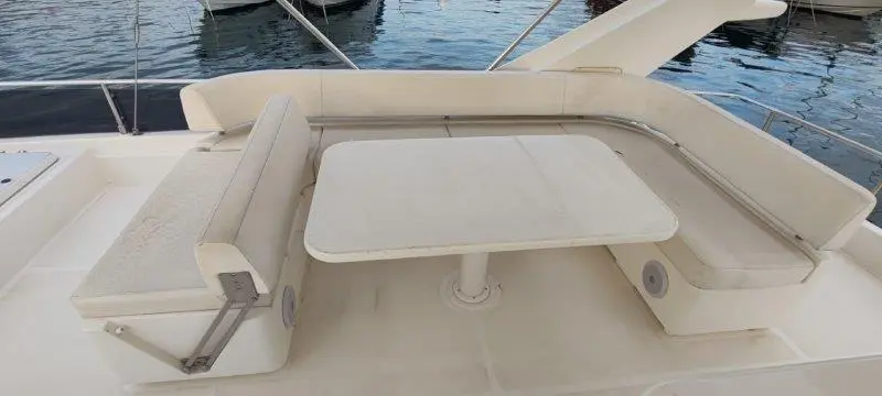 2007 Ferretti 630