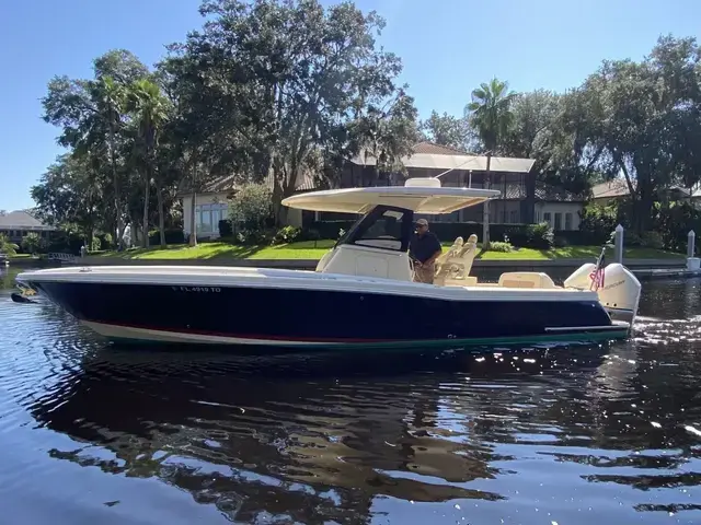 Chris-Craft Catalina