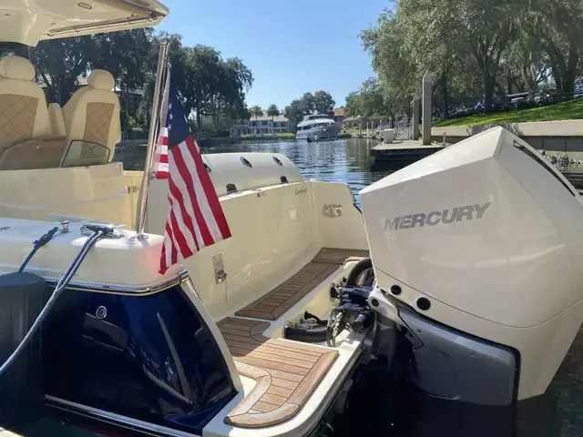 Chris-Craft Catalina