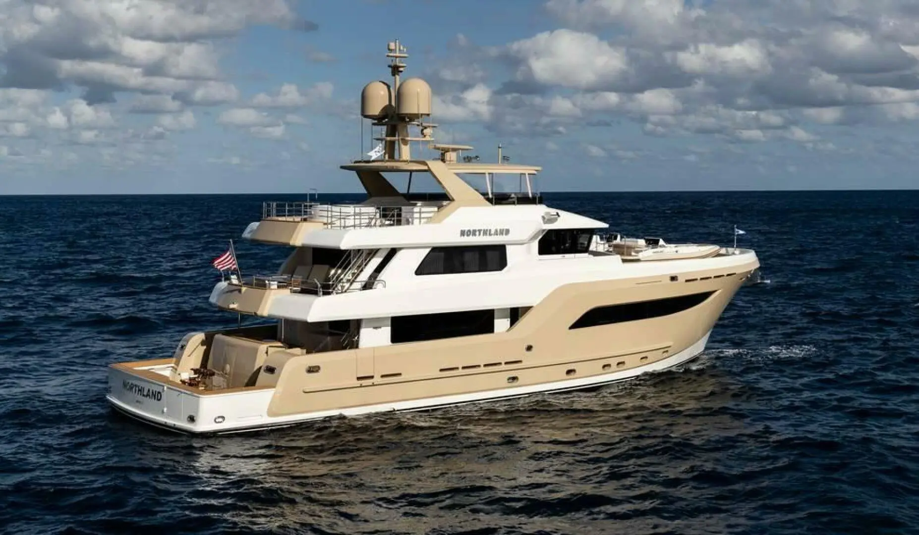 2017 Burger 106 motoryacht