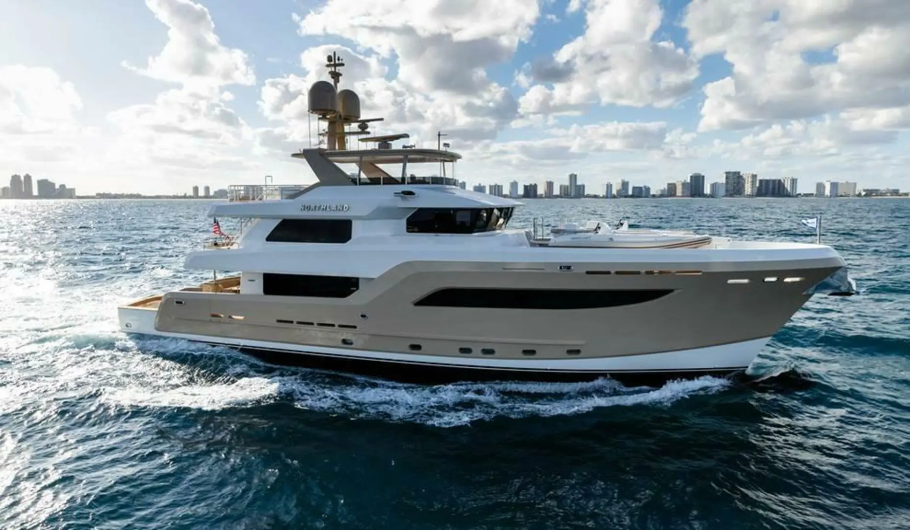 2017 Burger 106 motoryacht