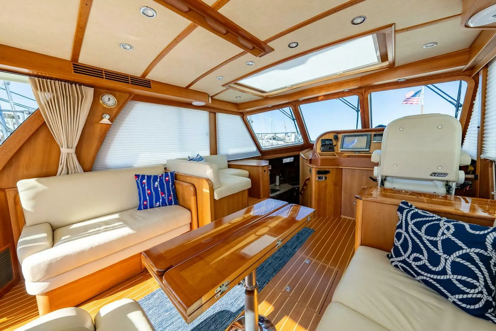 2014 Sabre 48 salon express