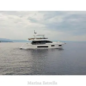 2025 Azimut 62